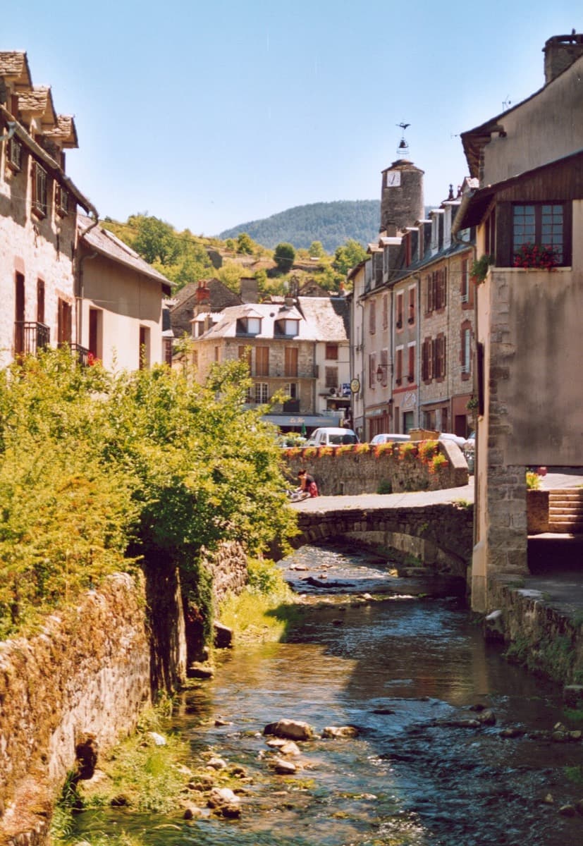 Vue de La Canourgue